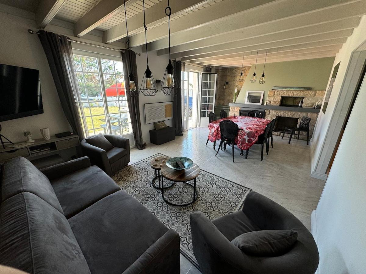 Pors Ar Vag Villa Plomodiern Bagian luar foto