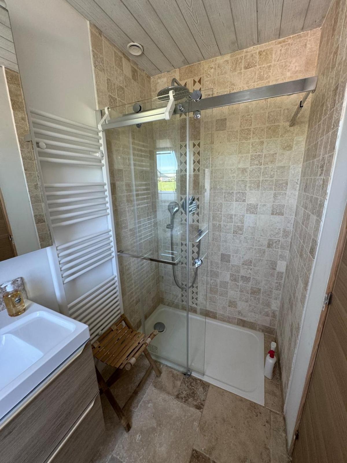 Pors Ar Vag Villa Plomodiern Bagian luar foto