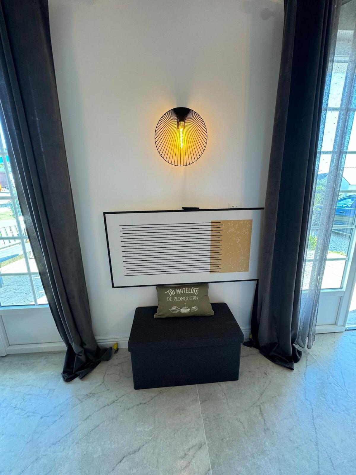 Pors Ar Vag Villa Plomodiern Bagian luar foto