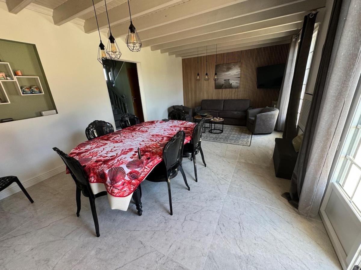Pors Ar Vag Villa Plomodiern Bagian luar foto